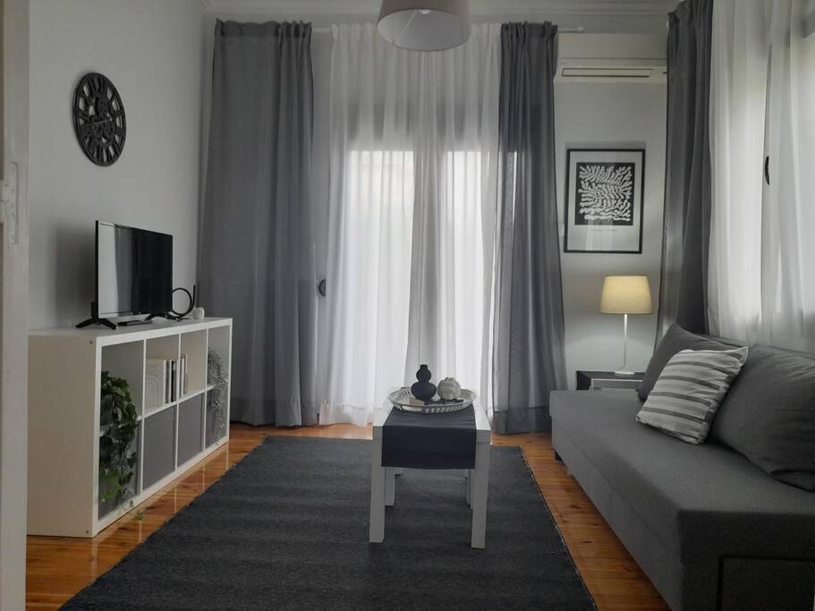 D4 Central Luxury Apartment Volos Exteriör bild